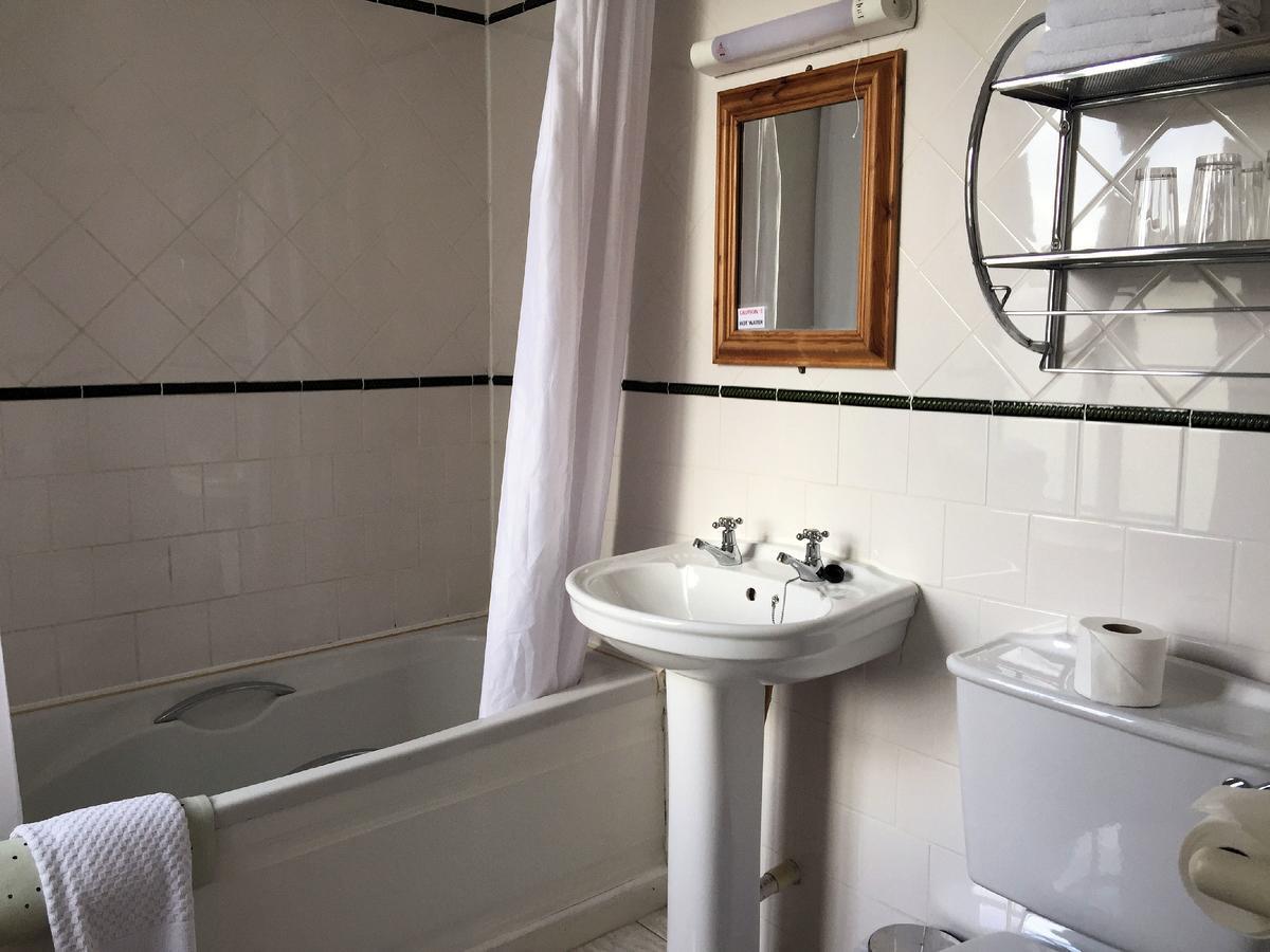 O Donovans Hotel 크로나킬티 외부 사진